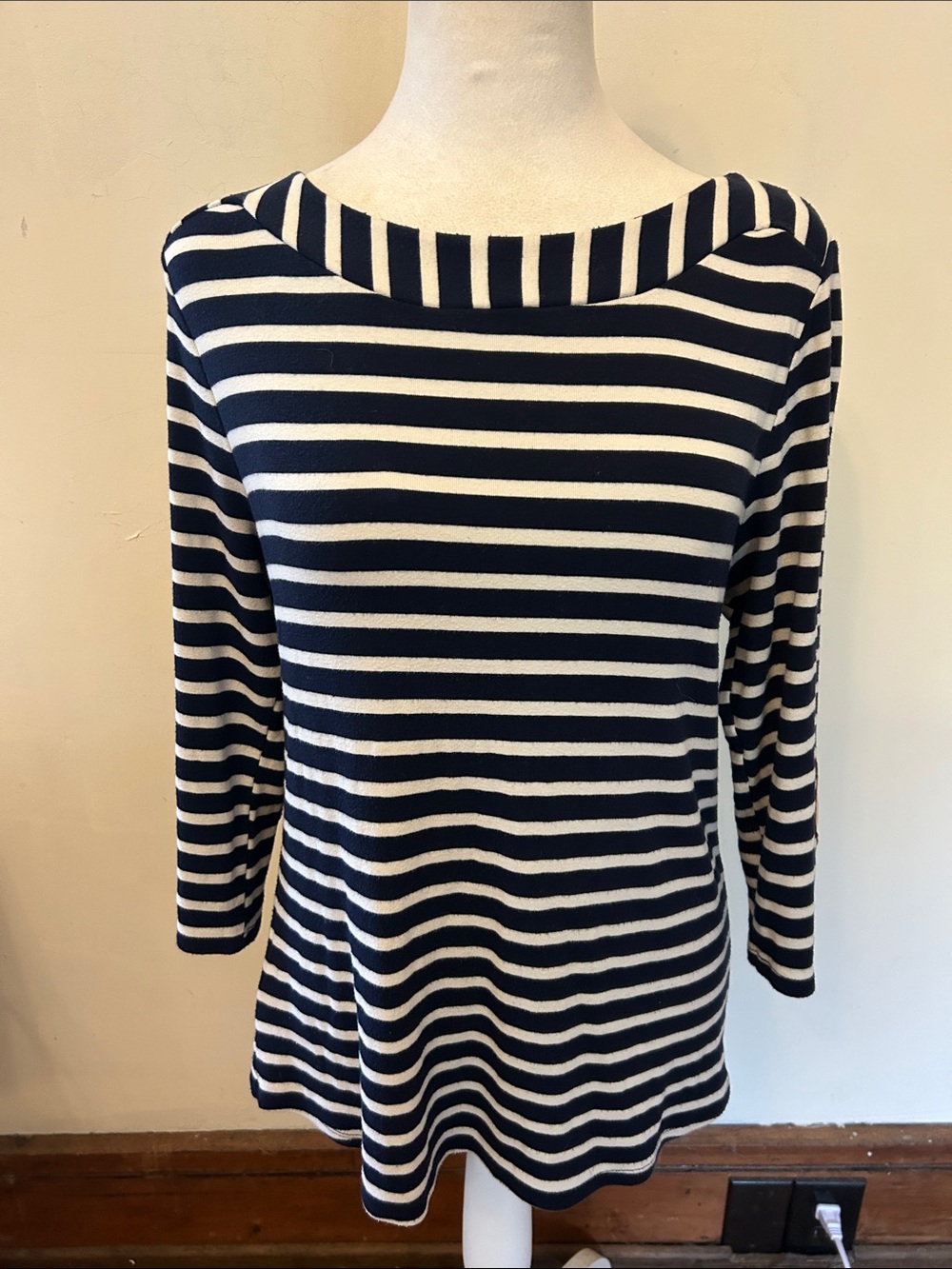 Monteau Women's Navy and White Striped Boatneck Top Size XL EUC